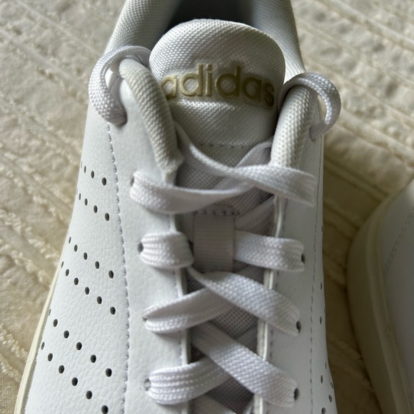 Women’s Adidas Advantage White & Gold Court Shoes - Picture 5 of 6